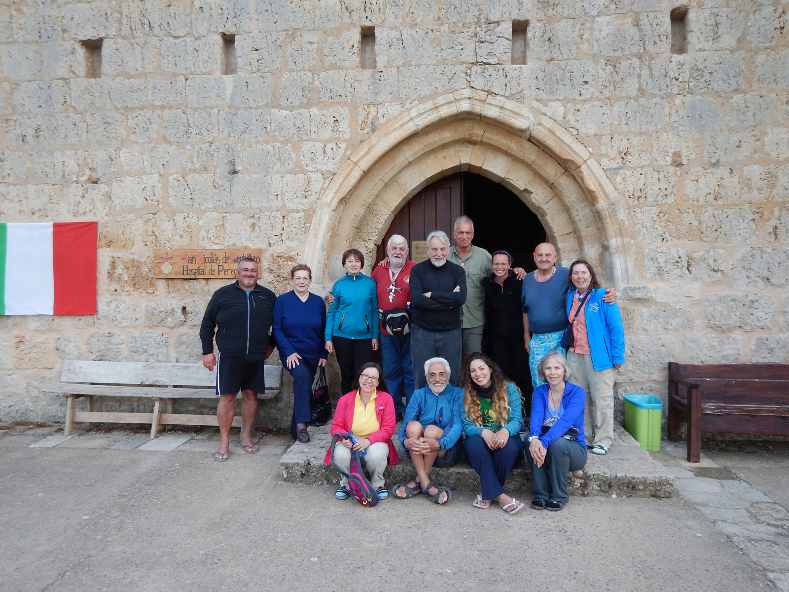 78 Pilgrims and Confraternity of St James Hosts