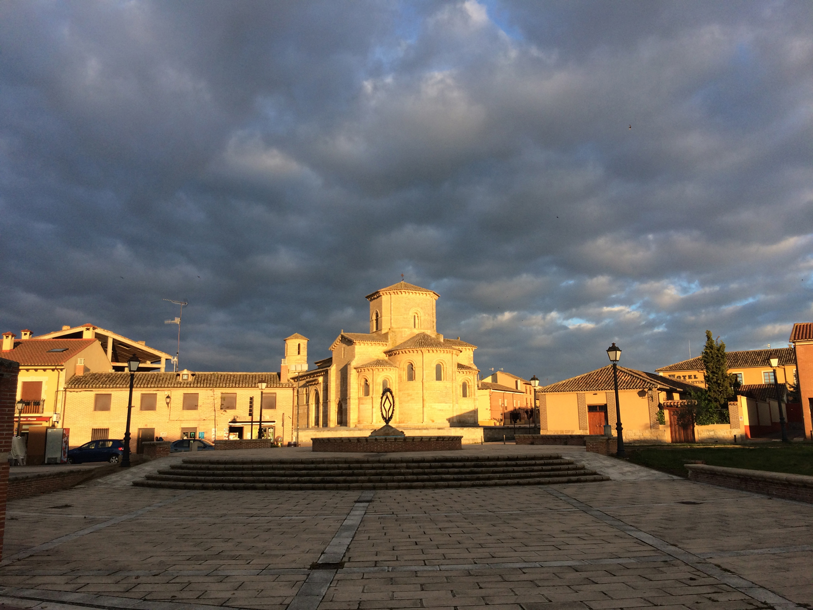 95 Leaving Fromista_Cathedral_San_Miguel_Golden_Sunrise