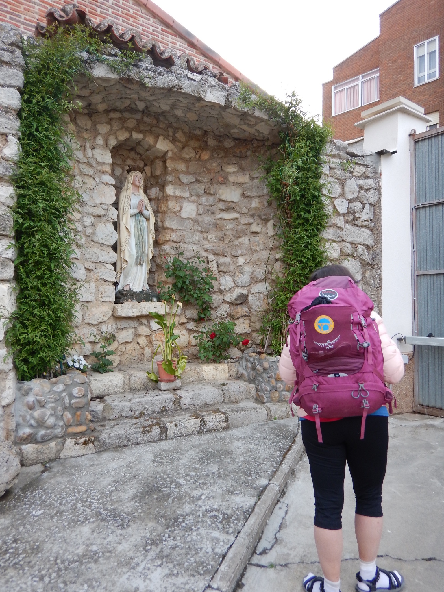 112 Leaving Espiritu Santo Convent to catch bus to Leon